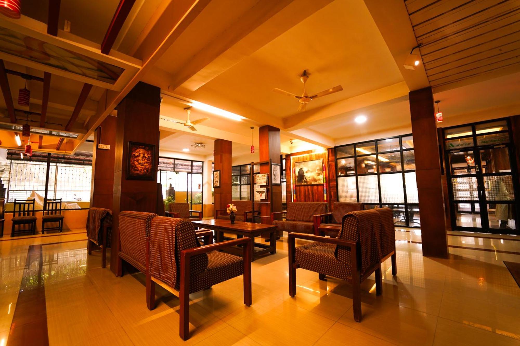 Ramana Towers Apartment Tiruvannāmalai Exterior photo