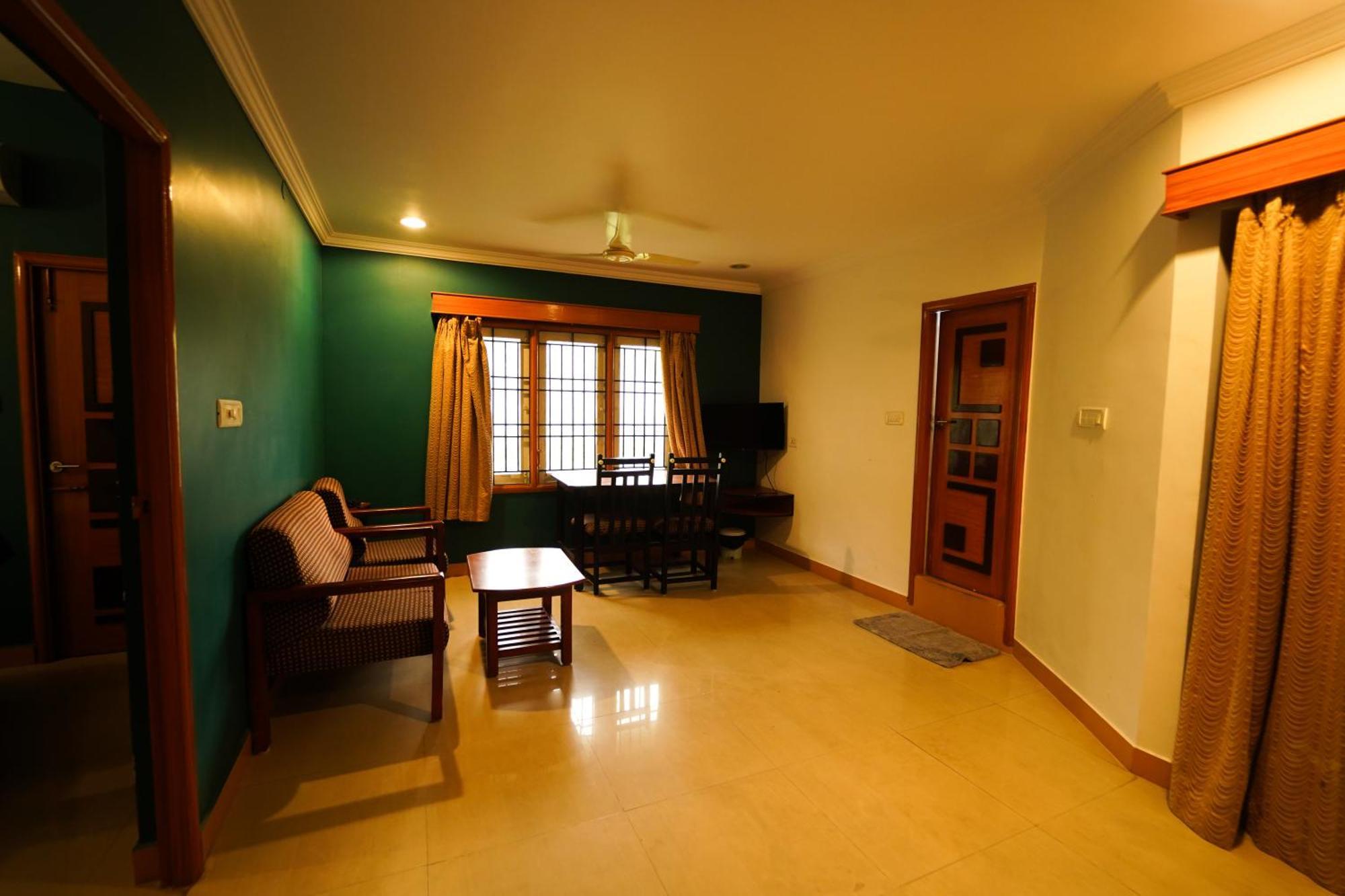 Ramana Towers Apartment Tiruvannāmalai Exterior photo